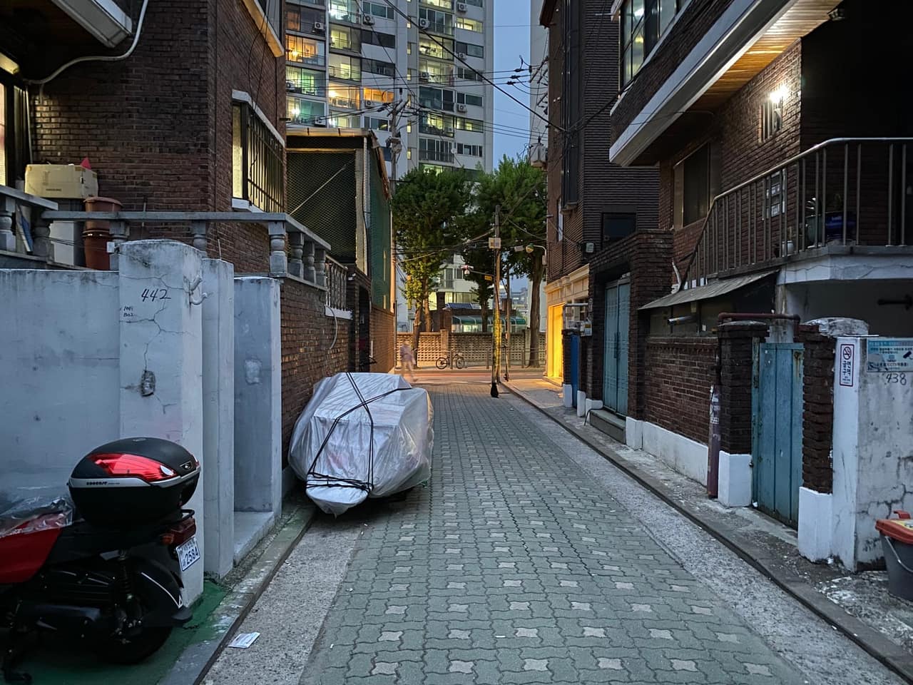 Residential alley in Seongsu-dong with an apartment block